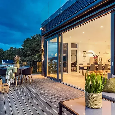 Villa The Oceanfront Trondheim
