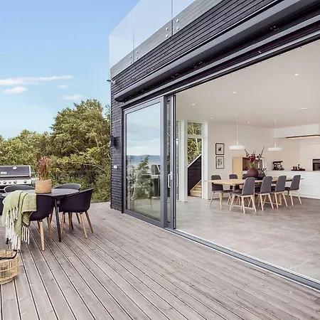 The Oceanfront Villa Trondheim