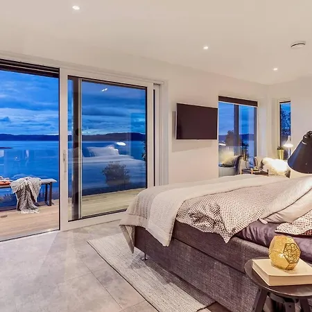 Villa The Oceanfront