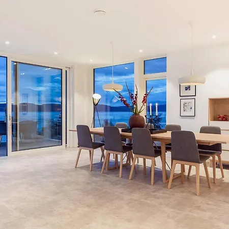 The Oceanfront Villa *